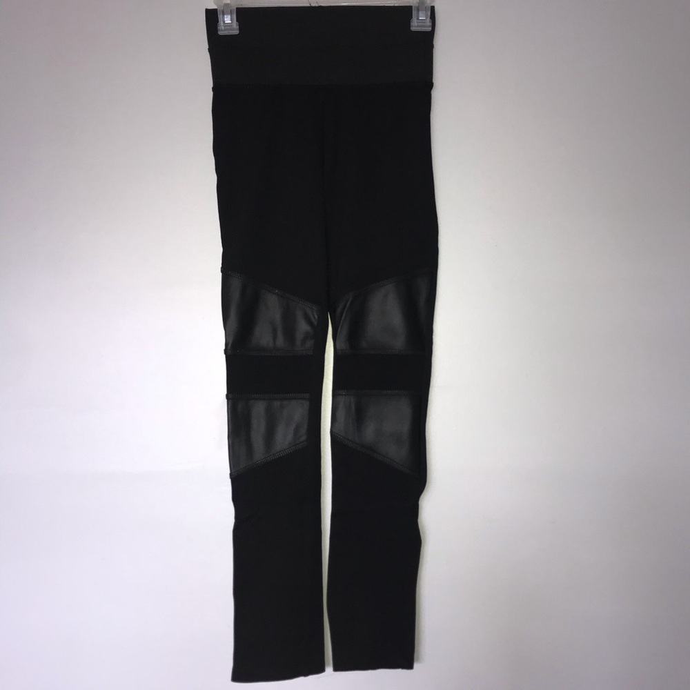⚡️ Black High-Waisted Pants
